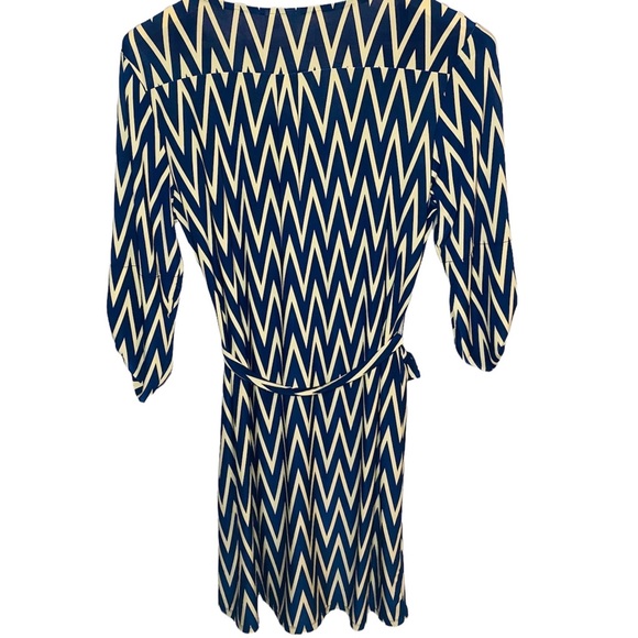 Women’s Tacera Navy/Off White Zig Zag Striped Dress with Belted Sinch Waist - Picture 2 of 6
